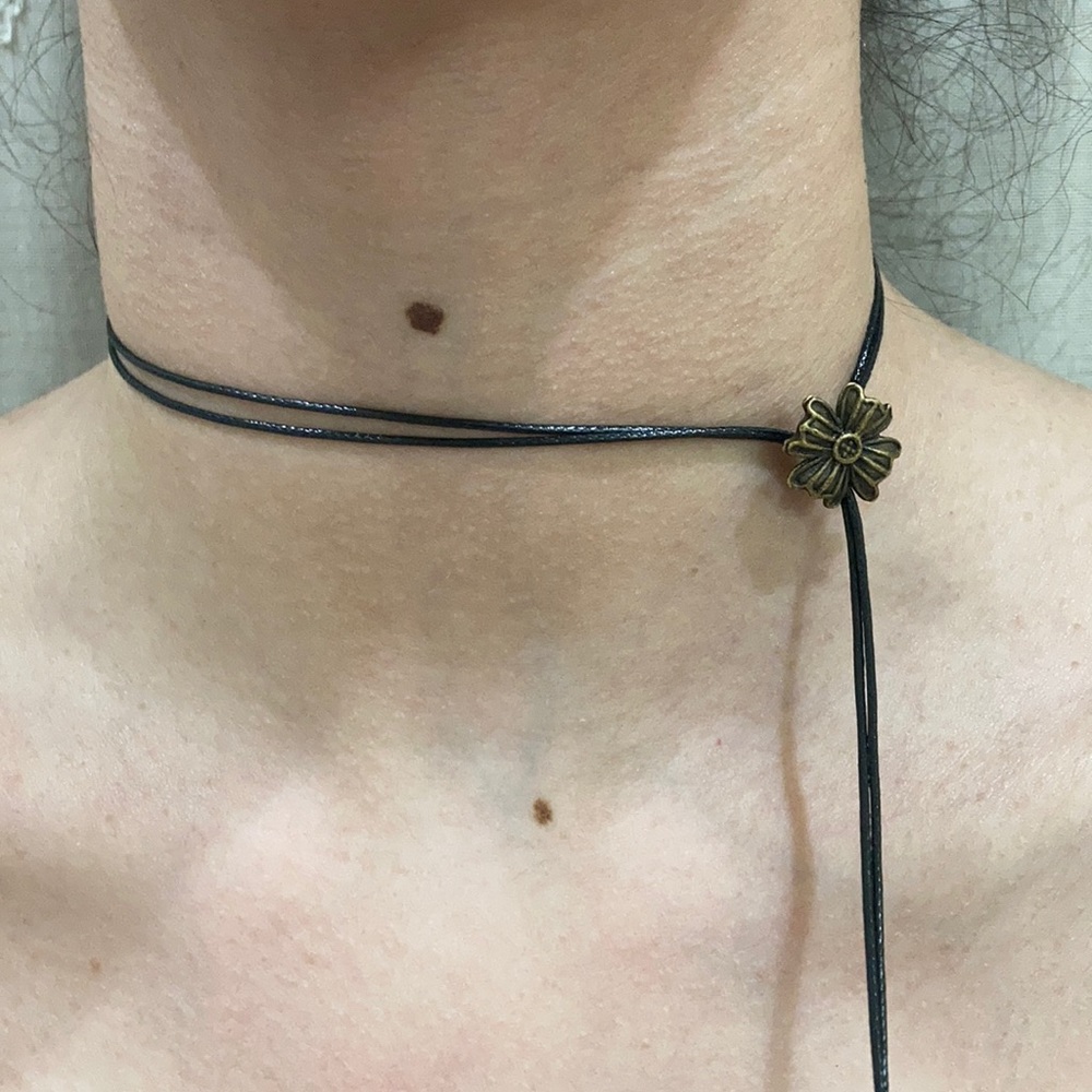 London París Travel inspired necklace - Picture 4 of 15